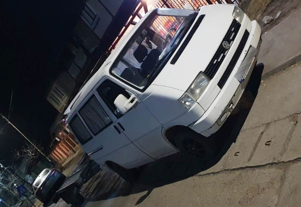 Depistat conducând un ansamblu rutier, fără a deține permis pentru categoria corespunzătoare