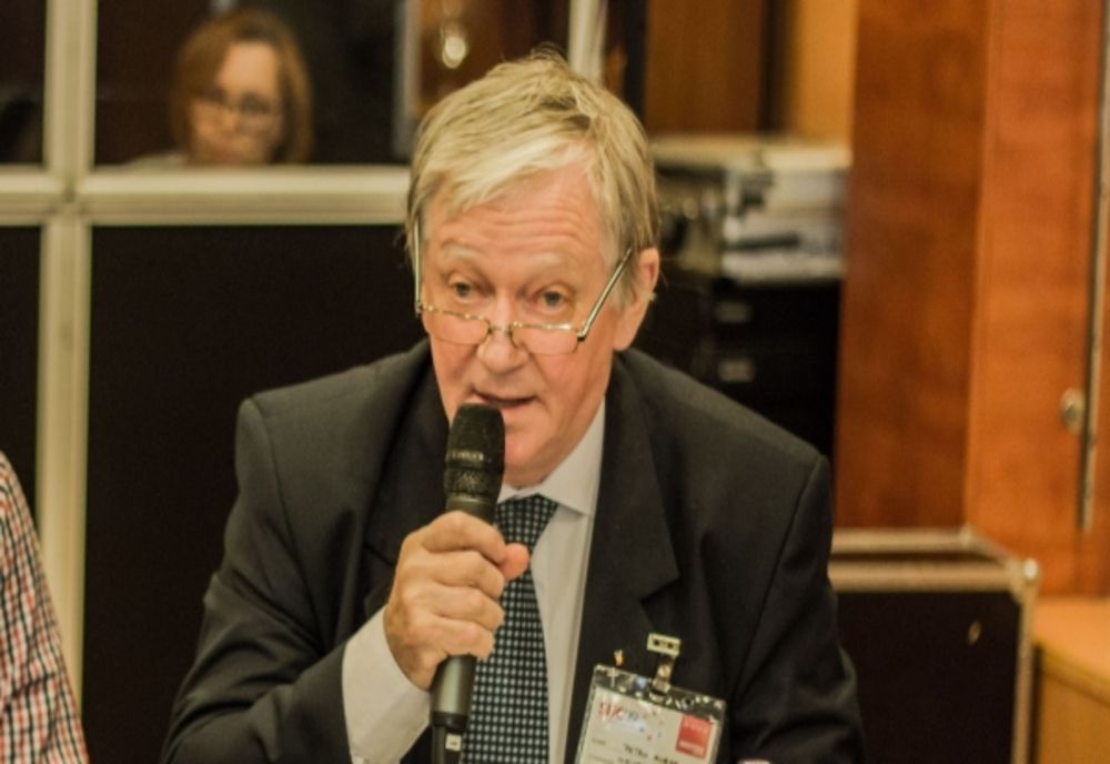 Profesorul Petru Alexe: Carnea în laborator pentru moment este o promisiune. Ea nu a reușit încă să ajungă la structura normală a cărnii şi evident nu poate avea toate utilizările 