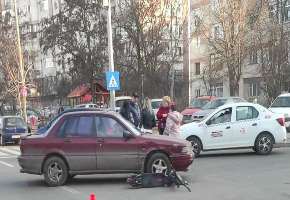 Trotinetist accidentat pe bulevardul Dunărea, din municipiul Galați. Trotinetistul consumase băuturi alcoolice