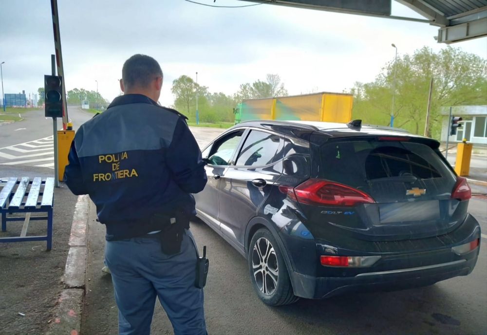 A crezut că are drept de a conduce autoturisme, dacă deține drept pentru o categorie superioară