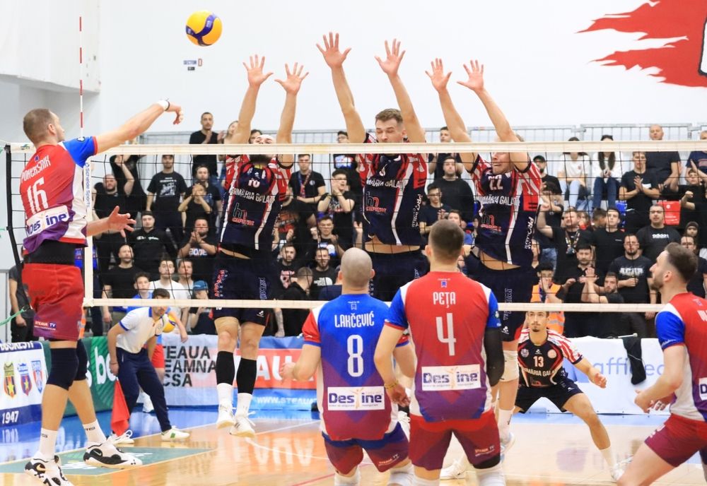 Steaua București - Arcada Galați 0-3 (27-29, 25-27, 18-25) în primul meci al finalei campionatului național de volei masculin