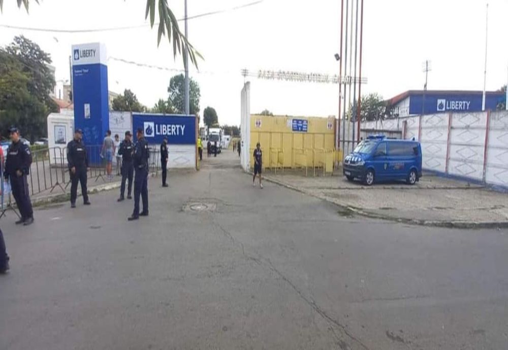 Incident între suporteri înaintea meciului dintre Oțelul Galați și Dinamo București