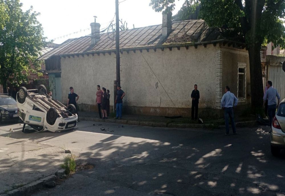 Foto: Accident mortal  la intersecția străzii Morilor cu Mihai Eminescu, din municipiul Galați