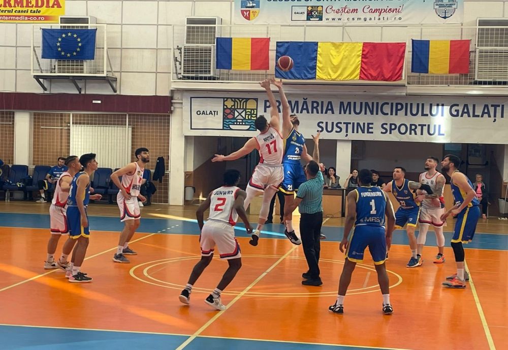 Baschetbaliștii de la CSM Galați au câștigat și al doilea meci cu CSM Petrolul Ploiești și au terminat pe locul 13 sezonul din LNBM