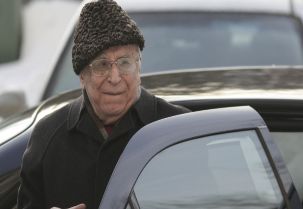 ION ILIESCU, TRIMIS DIN NOU ÎN JUDECATĂ, ÎN DOSARUL MINERIADEI