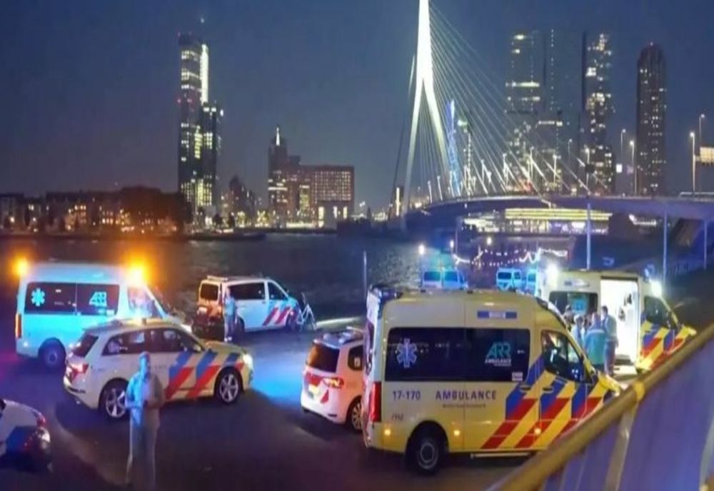 ATAC ÎN ROTTERDAM: UN MORT ȘI UN RĂNIT