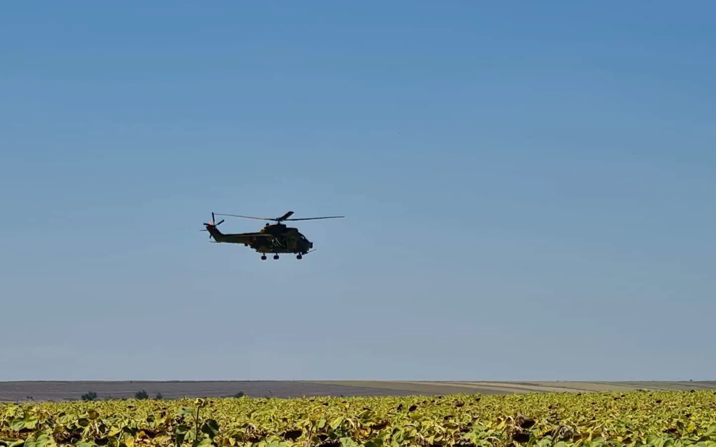 Resturile dronei doborâte în Galați, căutate de autorități. Prefectul este în teren