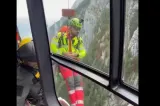Misiune contracronometru în Bucegi: trei tineri salvați cu elicopterul VIDEO