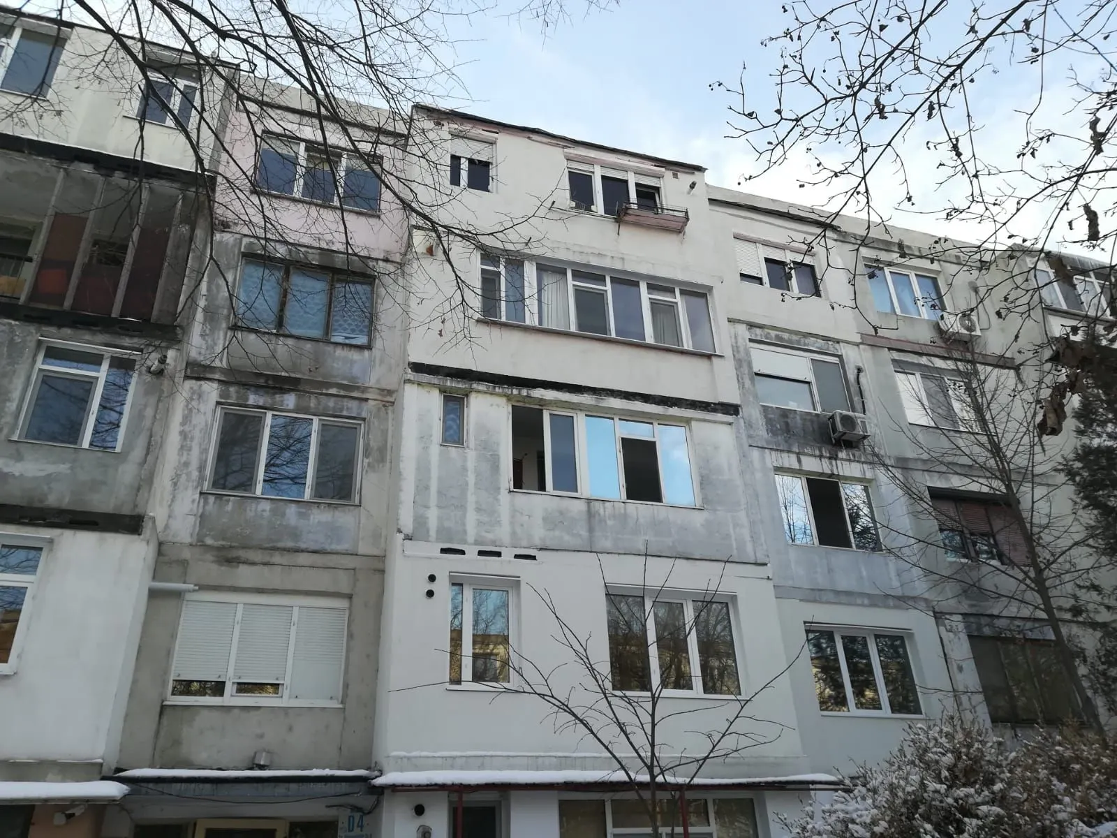 casa cu trei morti