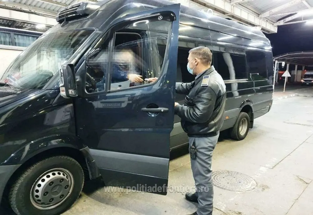 Permis de conducere fals cumpărat cu 300 de dolari