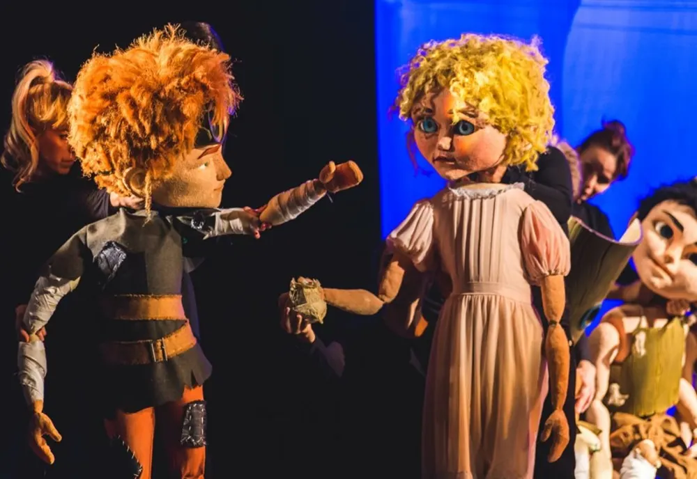 Teatrul de Păpuși „Gulliver” propune azi copiilor o întâlnire online cu Peter Pan