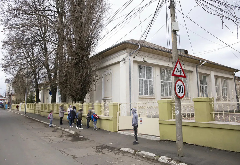 Modernizarea şcolii nr. 16 din Galaţi cu bani europeni