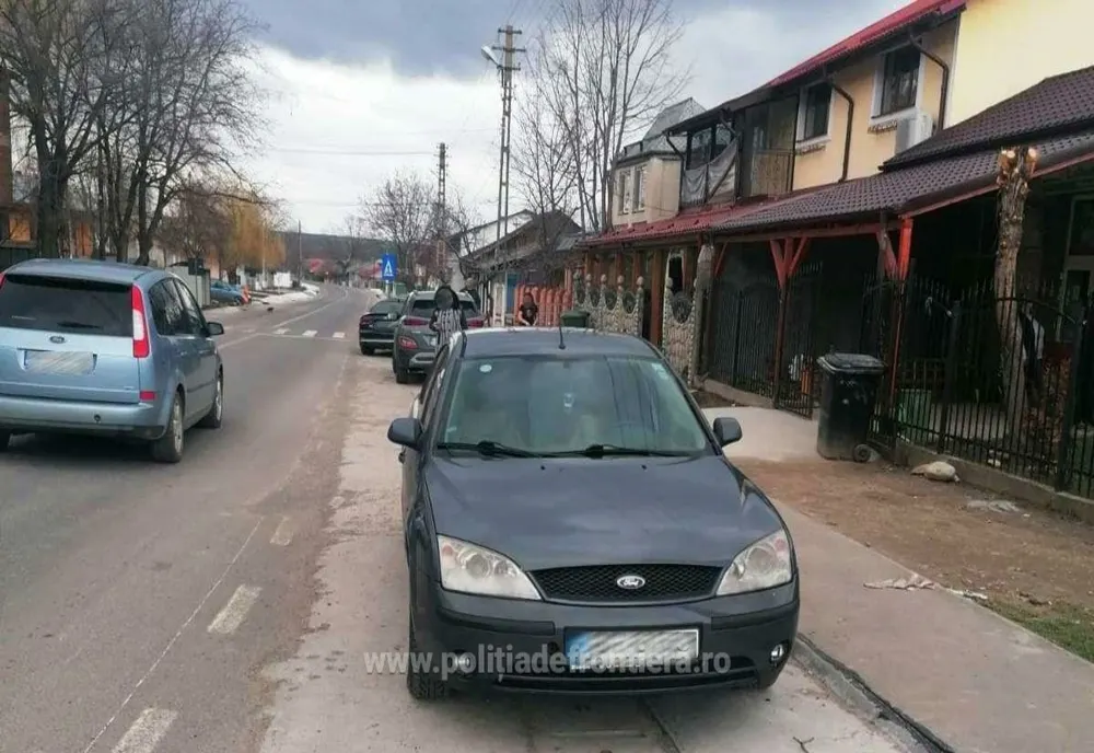 Depistat de două ori la volan, cu dreptul de a conduce suspendat
