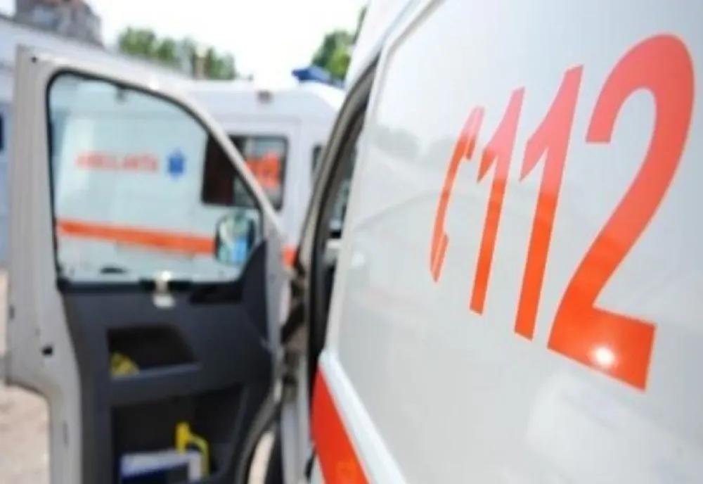 Femeie de 53 de ani căzută de la etaj în cartierul I.C. Frimu