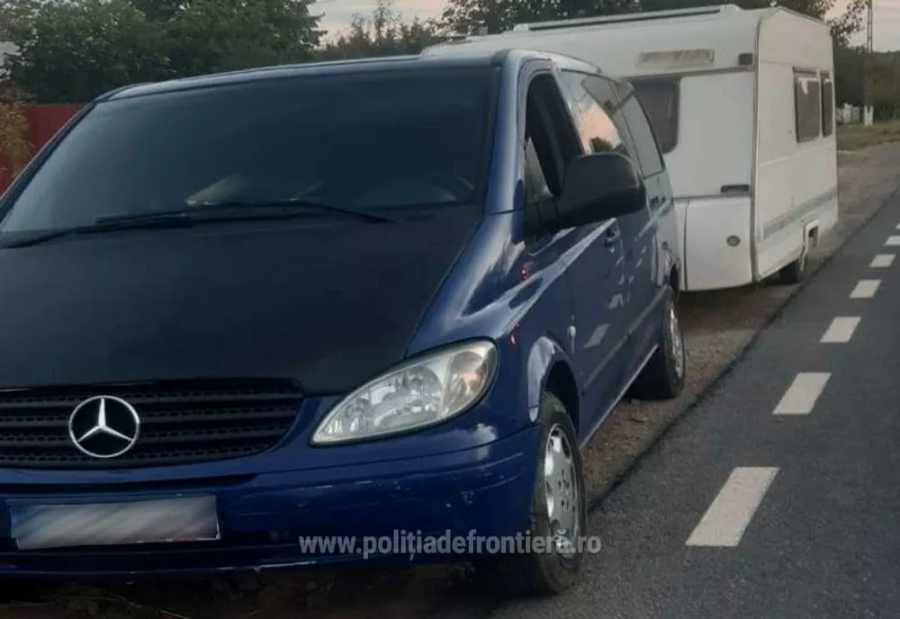 Conducător de vehicule fără permis de conducere corespunzător, depistat la controlul de frontieră