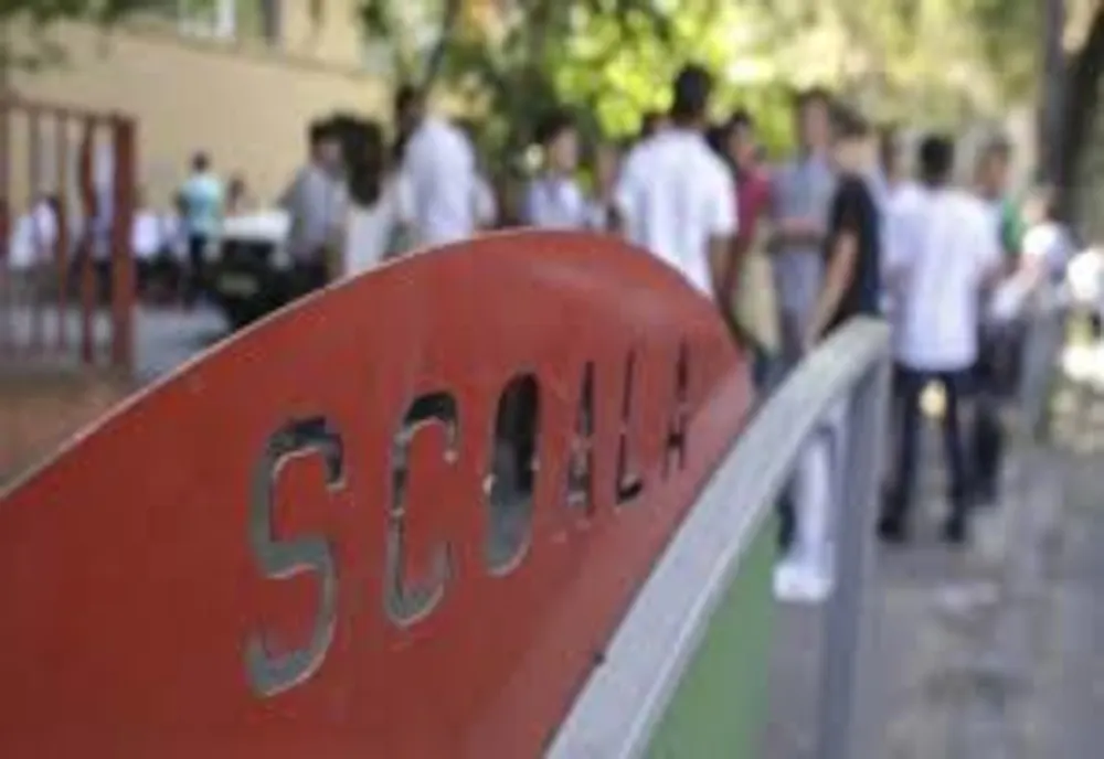 Școală