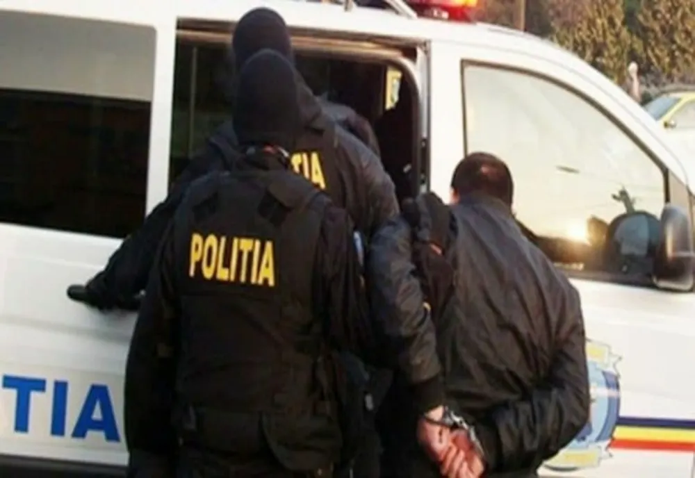 Bărbat din Galaţi arestat după un furt de bijuterii dintr-o locuință din Verneşti
