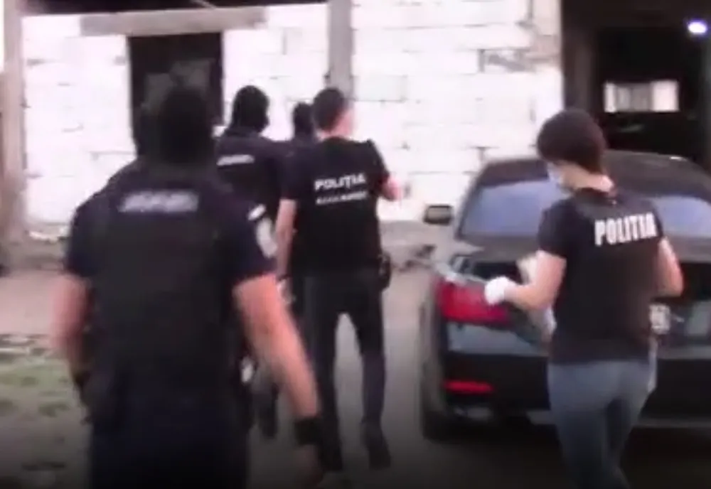 Percheziții în județele Brăila, Galați și Prahova