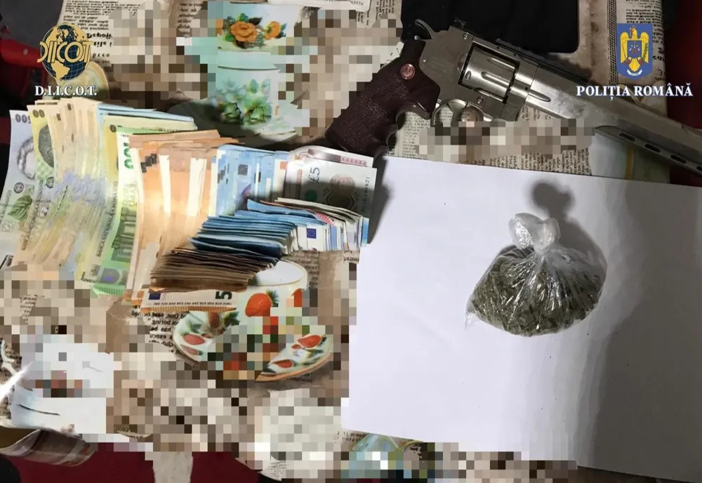 Percheziții în județul Galați 