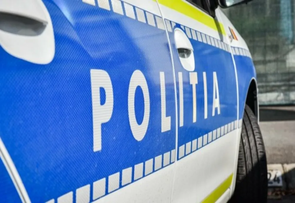 Amendat cu 500 de lei după ce a alarmat fără motiv poliția motivând că ar fi fost accidentat