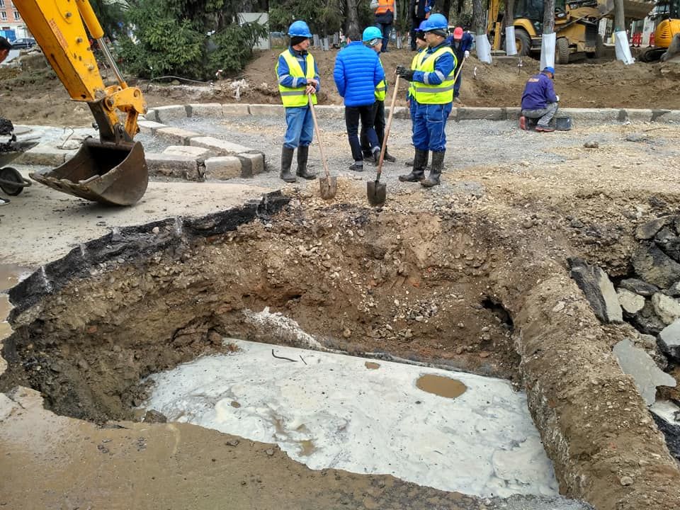 55677533_2218629378219083_6106367863302389760_n