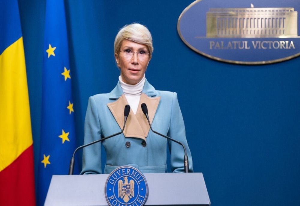 Vicepremierul Raluca Turcan anunţă că salariul minim va creşte în 2020