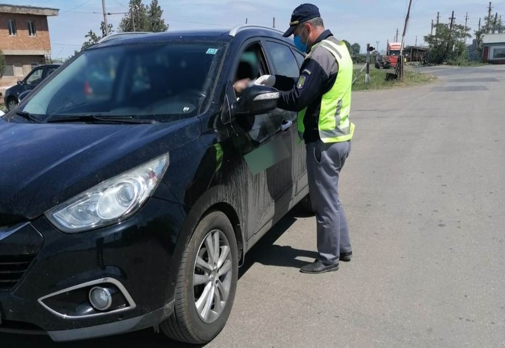 Un gălățean de 21 de ani a fost oprit în trafic - ce documente a prezentat?