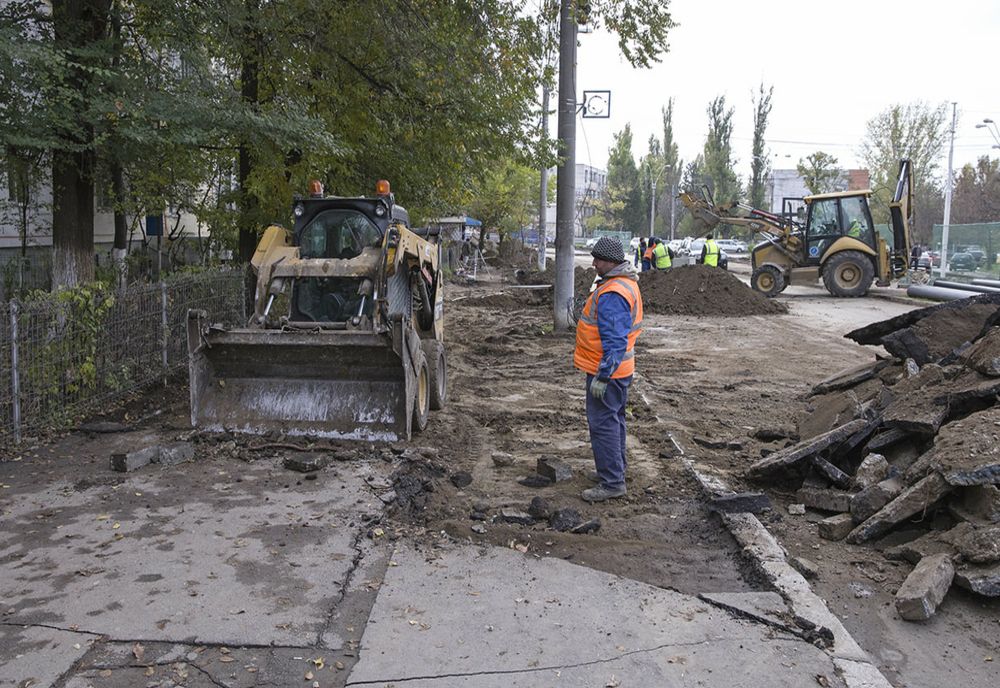 De luni, trafic închis pe strada Traian Vuia