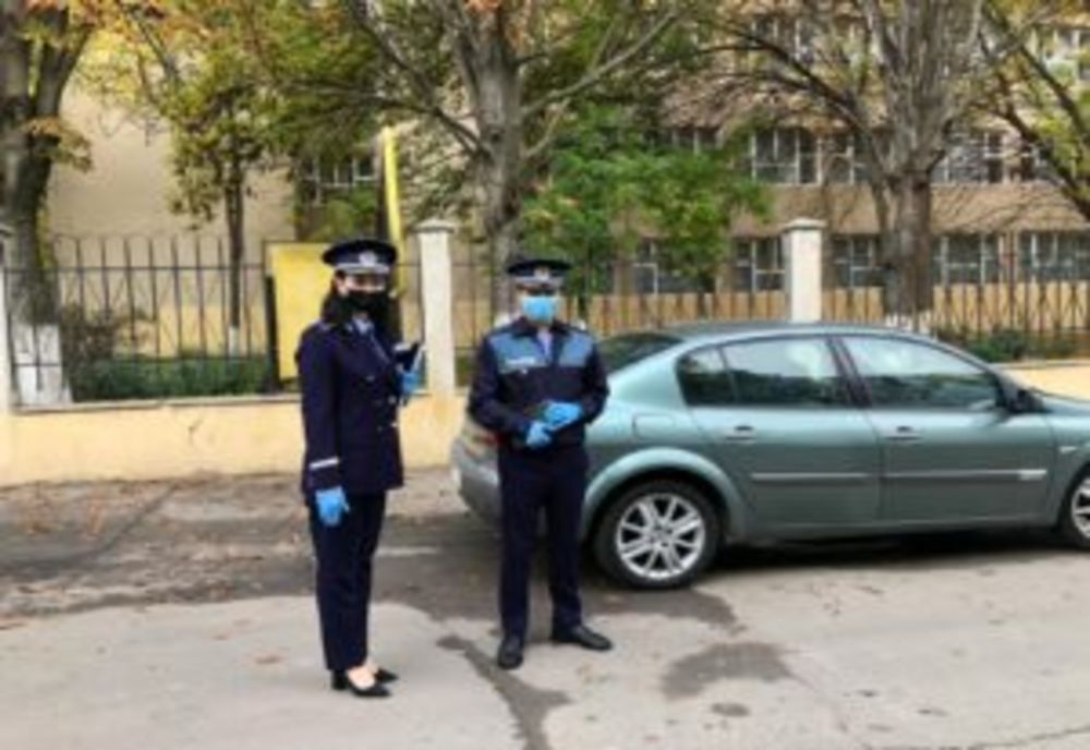 Polițiștii Biroului Siguranță Școlară au verificat și controlat 66 unități de învățământ preuniversitar