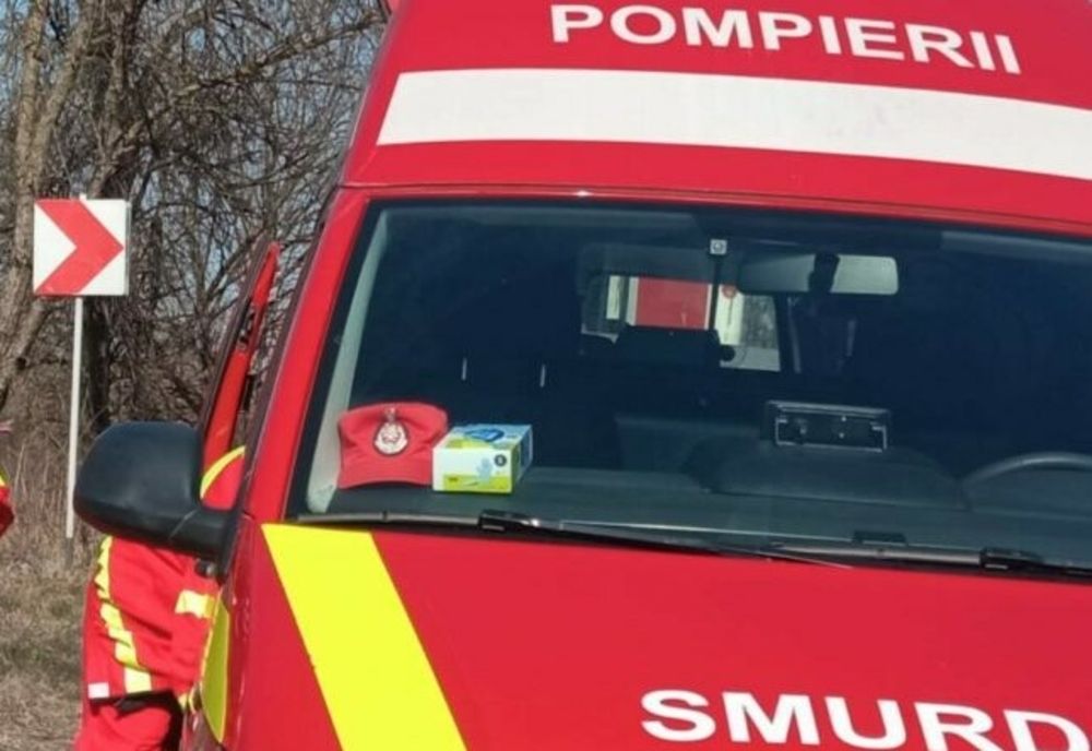 Trei autovehicule implicate într-un accident pe DN25