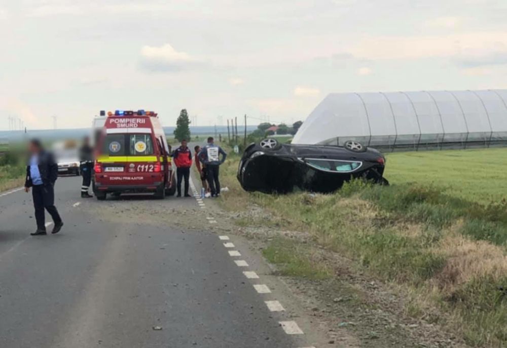 Accident rutier cu victime, pe DJ 251, în apropiere de Matca,