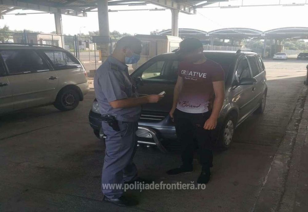 Permis de conducere fals, descoperit de poliţiştii de frontieră gălățeni