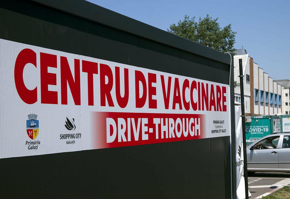Centrul de vaccinare drive-thru din Galați, deschis până la începutul lunii septembrie