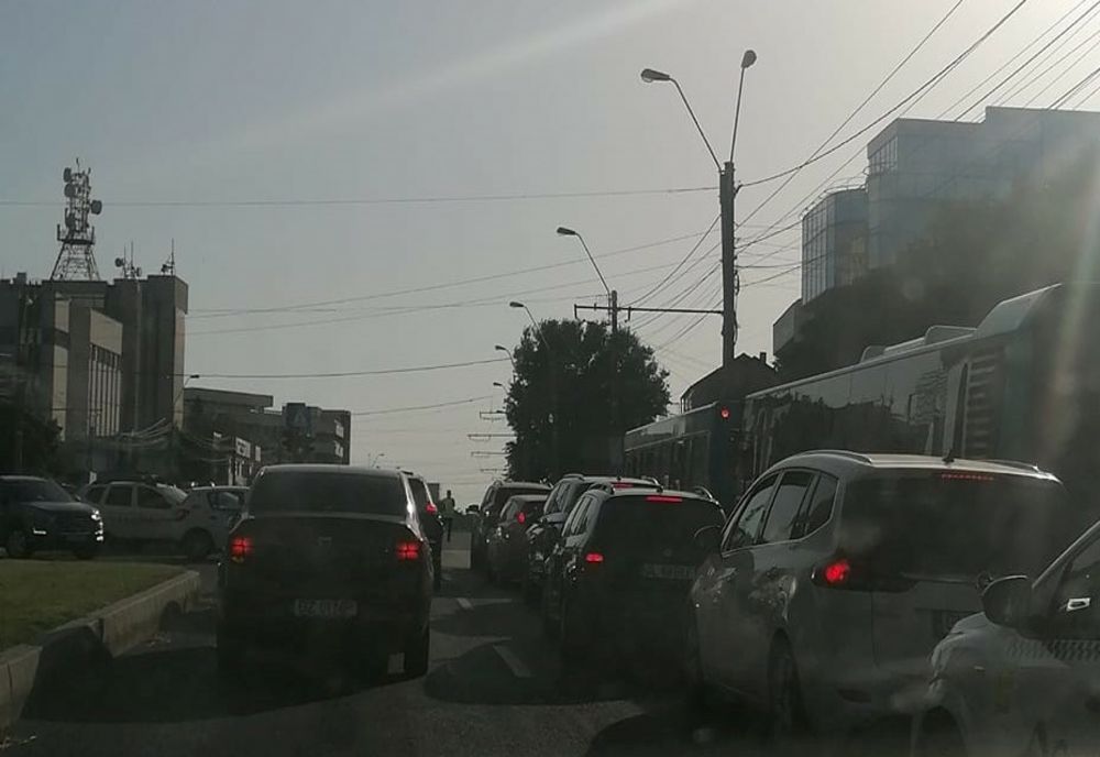 Minor de 16 ani accidentat aseară pe trecerea de pietoni de la strada Alexandru Cernat