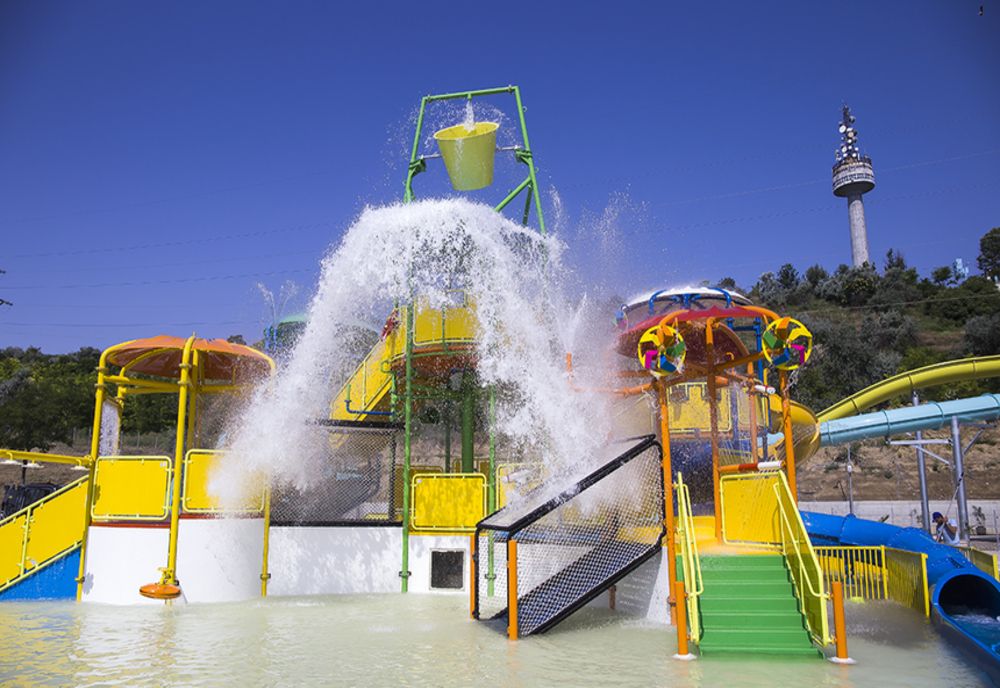 Doi bărbați accidentați pe toboganul de la Aquapark-ul de la Plaja Dunărea