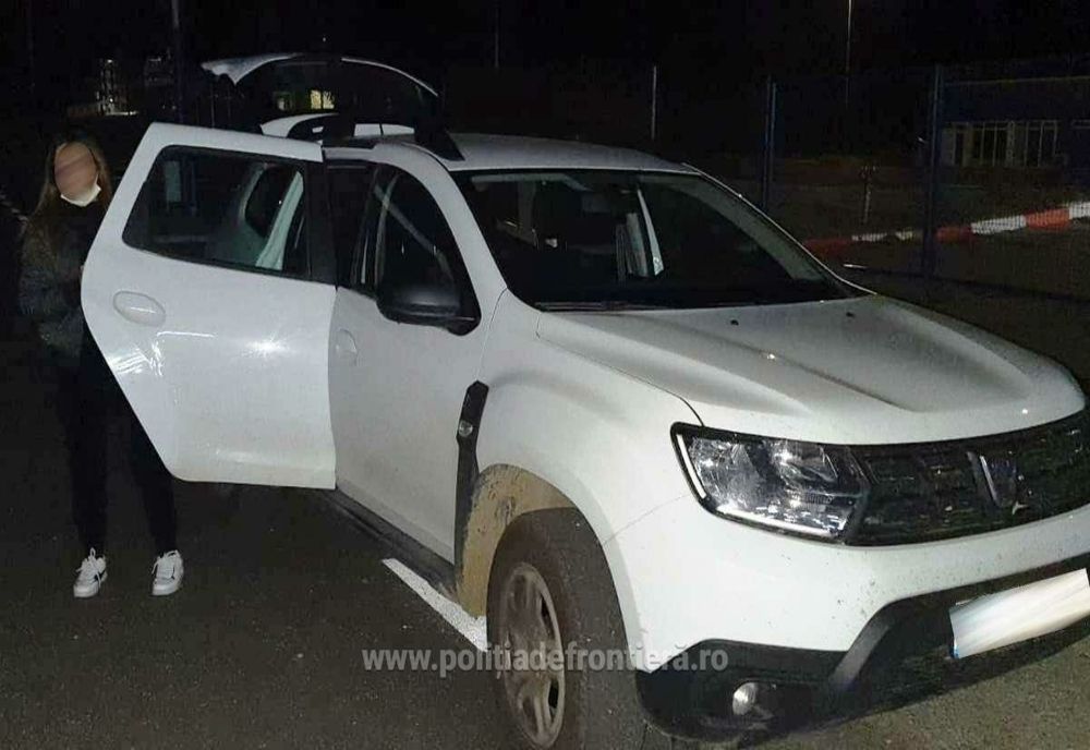 Urmărită pentru infracţiuni contra proprietății depistată în Punctul de Trecere a Frontierei Oancea