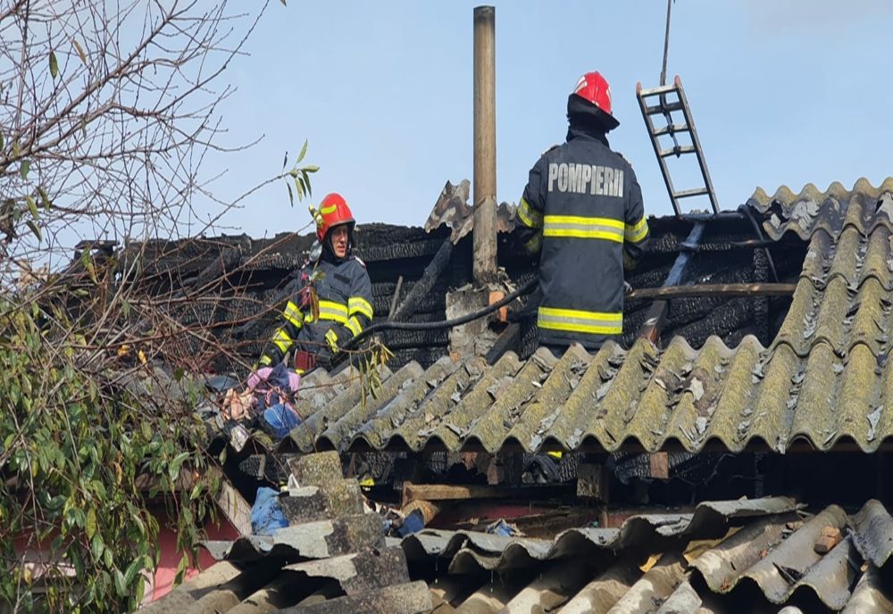 Incendii în weekend la Poiana și Ciorăști