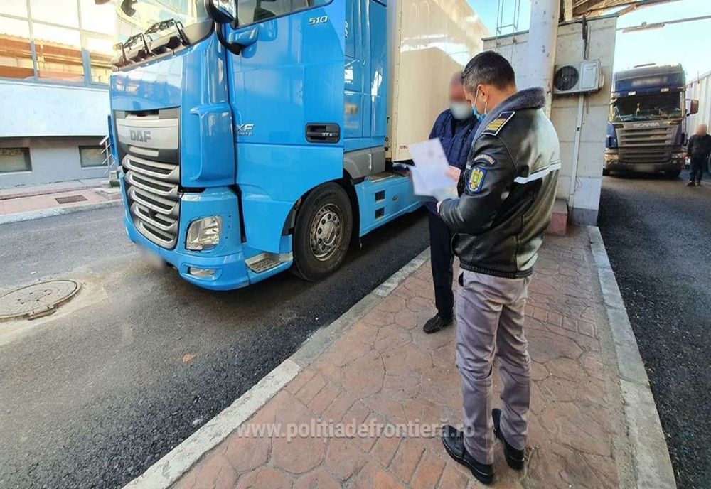 Intenționa să intre în România cu un autovehicul fără asigurare auto obligatorie