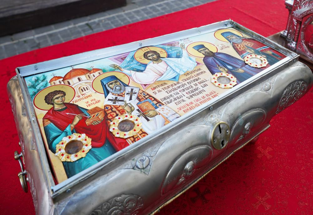 Sărbătorile închinate Sfântului Apostol Andrei, în Arhiepiscopia Dunării de Jos