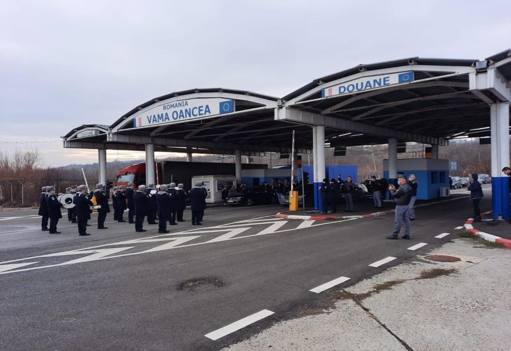 Colindători de peste hotare  în Ajunul Sfintei Sărbători a Naşterii Domnului