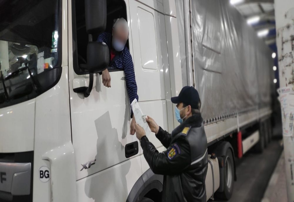 Asigurări tip Carte Verde false, descoperite la controlul de frontieră de la Galați