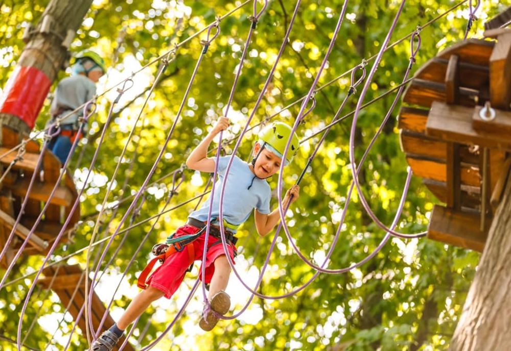 Parc de aventură în Pădurea Gârboavele