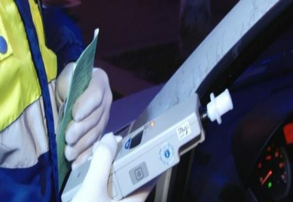 Un tecucean de 51 de ani s-a ales cu dosar penal după ce a urcat băut la volan