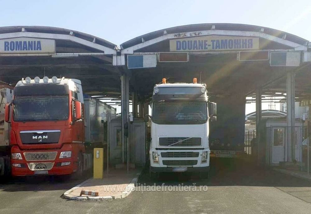 Încerca să intre în țară deși avea dreptul de a conduce suspendat