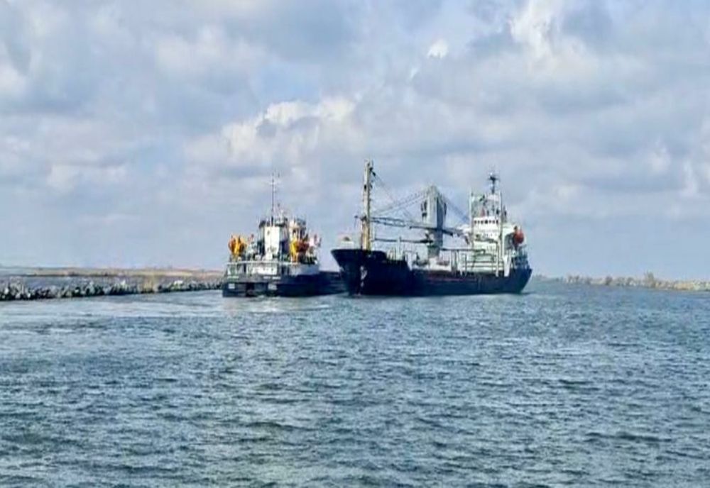 VIDEO Coliziune între două nave pe Canalul Sulina