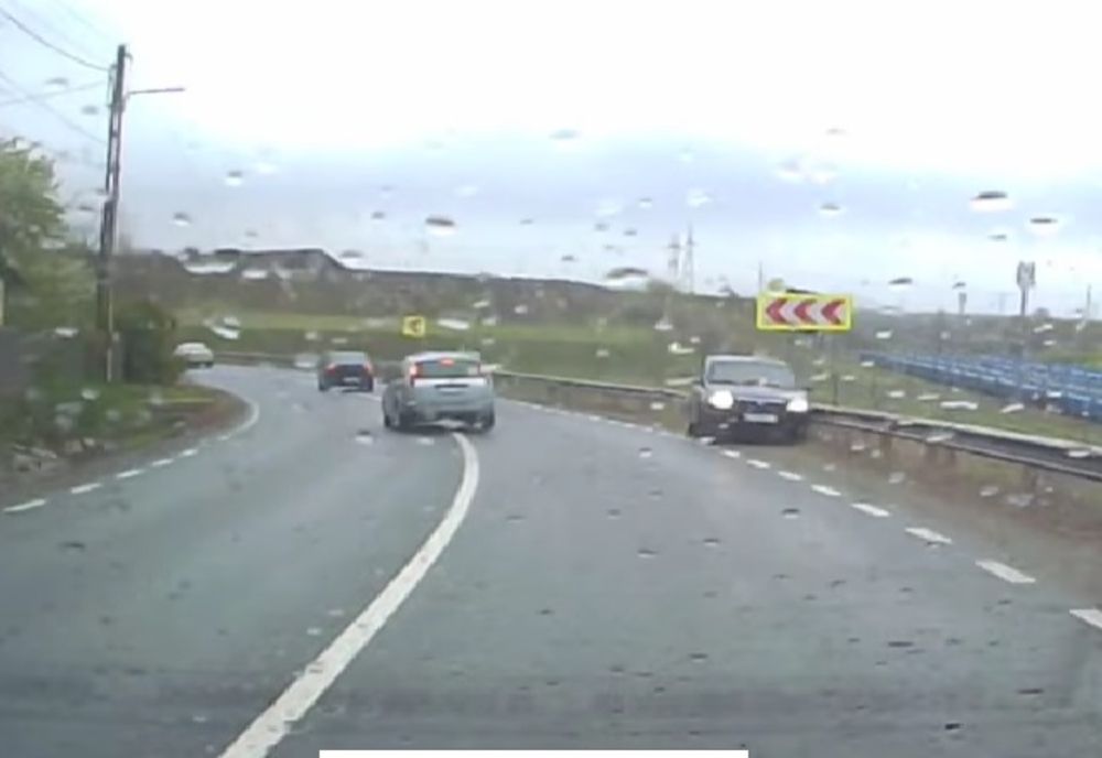 VIDEO: Polițiștii gălățeni caută un șofer inconștient 