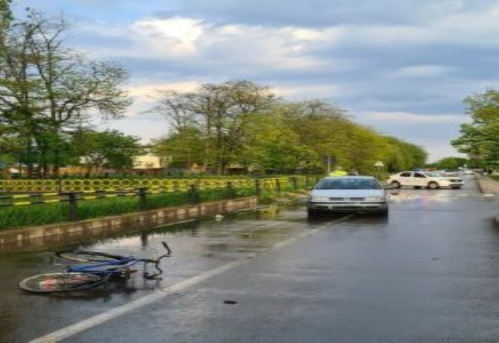 Biciclist accidentat mortal pe pasarela peste râul Tecucel