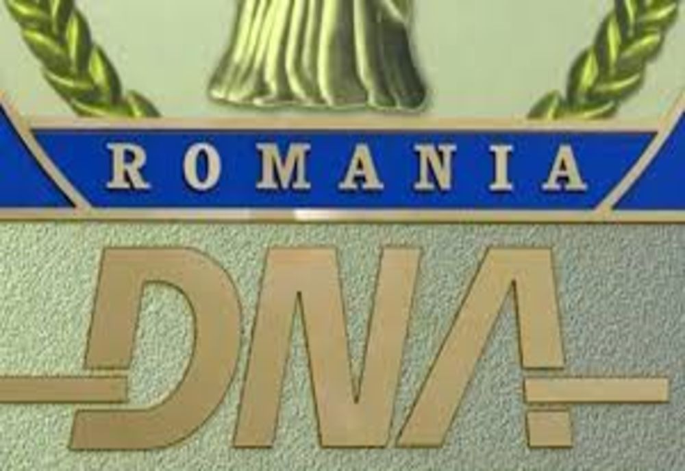Și-a ajutat o rudă să obțină fonduri europene în baza unor acte false! Angajată de OJPRDP Vrancea, trimisă în judecată de procurorii DNA Galați