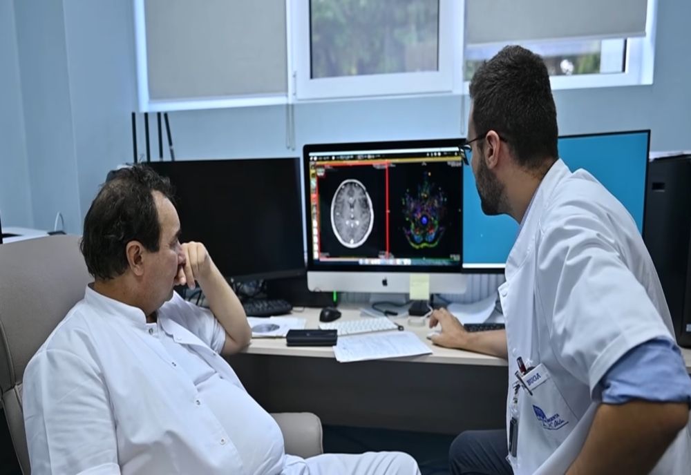 Pacientă din Galați, cu o tumoră de 14 cm cubi, salvată cu ajutorul tehnologiei Gamma Knife