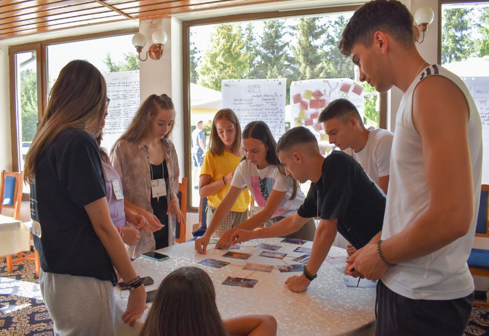 Leadership de mediu cu cei mai buni elevi din toată țara